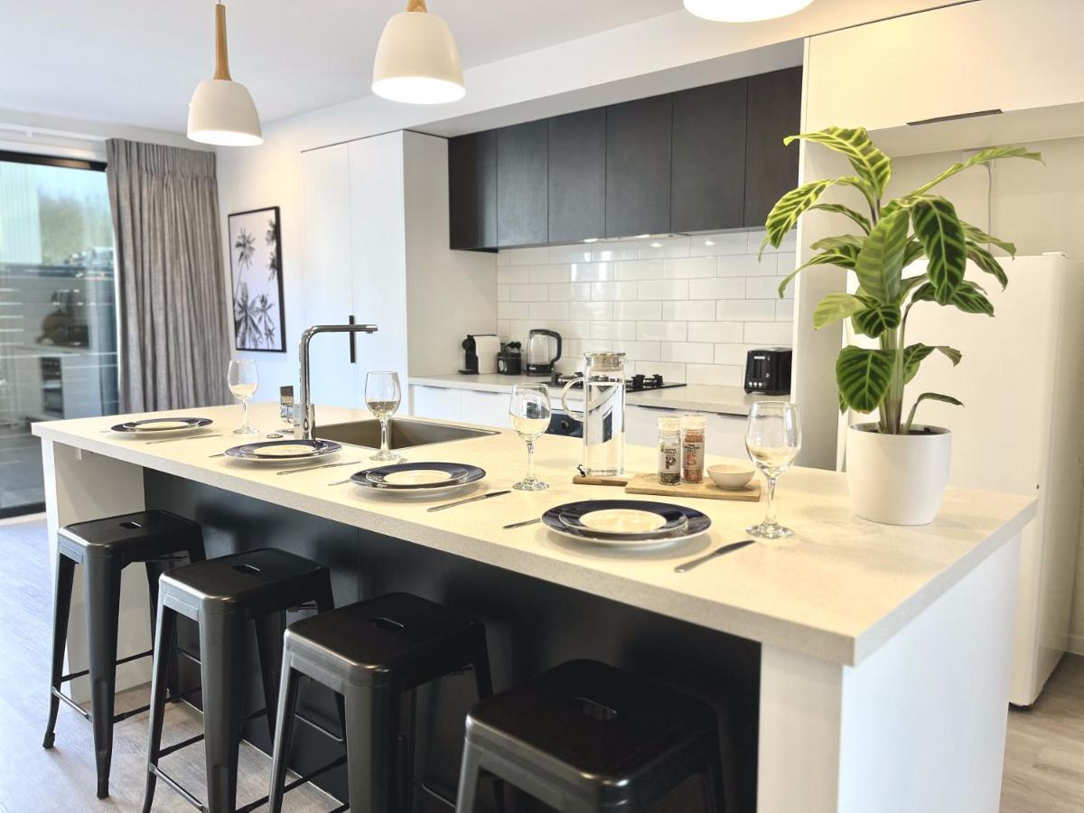 Modern & Central City - By Kosh Bnb Hamilton Dış mekan fotoğraf